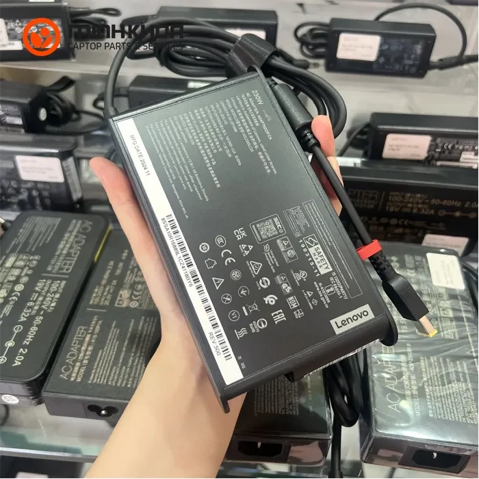 Sạc Laptop Lenovo 20V 11.5A đầu USB zin (1) Sạc Laptop Lenovo 20v 11.5a đầu Usb Zin (1)