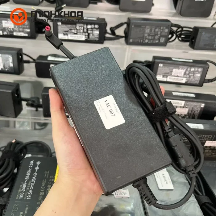 Sạc laptop Acer 19.5V-9.23A 180W zin (2) Sạc Laptop Acer 19.5v 9.23a 180w Zin (2)