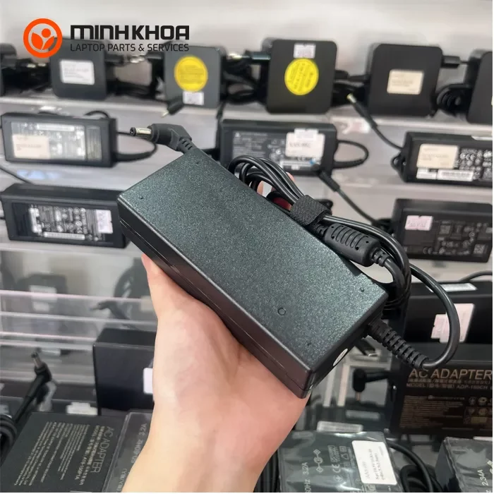 Sạc laptop Asus 90W 19V- 4.74A đầu thường 5.5x2.5mm zin (4) Sạc Laptop Asus 90w 19v 4.74a đầu Thường 5.5x2.5mm Zin (4)