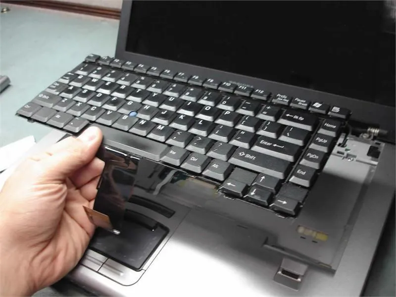 Bàn Phím Laptop Không Hoạt động (26)