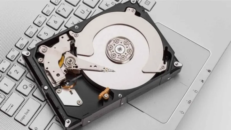 Laptop Tự Sập Nguồn (30)