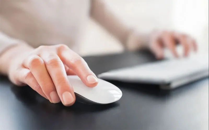 Chuột Laptop Không Click được (10)