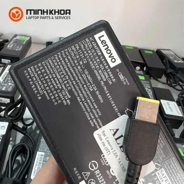 Sạc laptop Lenovo 135W 19.5V- 6.7A đầu USB zin Sạc Laptop Lenovo 135w 19.5v 6.7a đầu Usb Zin