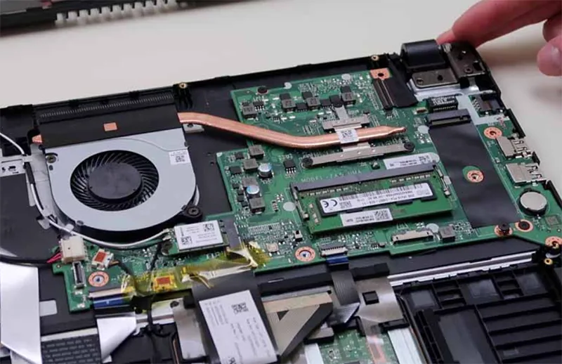 Quạt Tản Nhiệt Laptop Giá Rẻ​ (4)