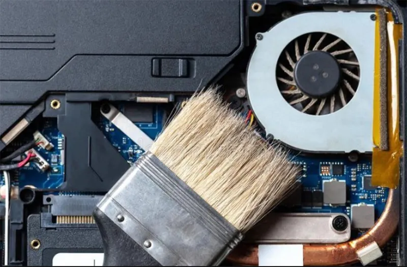 Quạt Tản Nhiệt Laptop Kêu To (1)