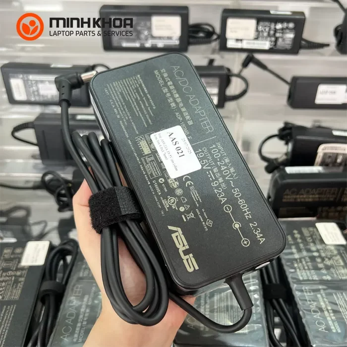 Sạc laptop Asus 180W 19.5V-9.23A zin kim lớn 6.0x3 (2) Sạc Laptop Asus 180w 19.5v 9.23a Zin Kim Lớn 6.0x3 (2)