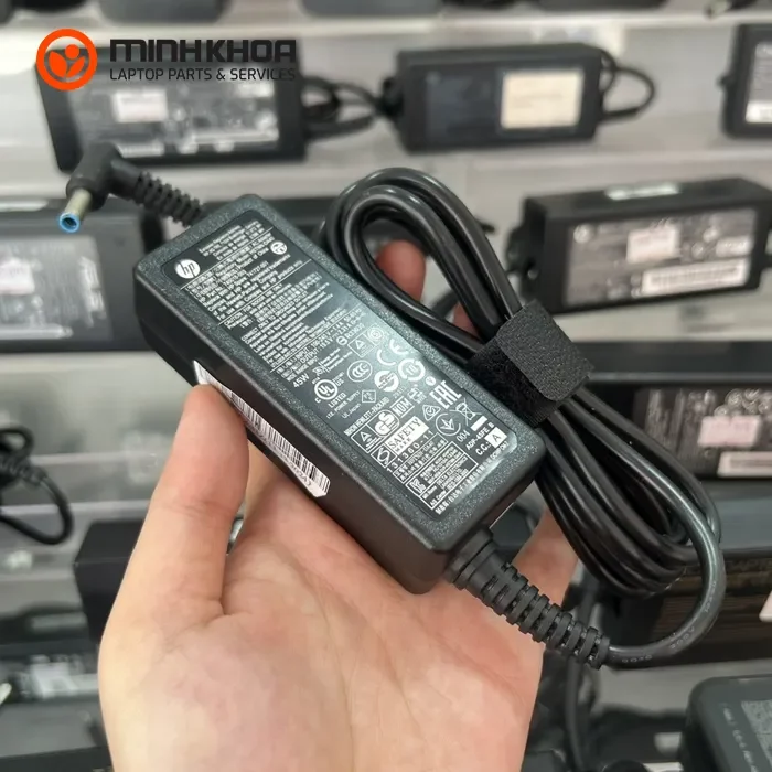 Sạc laptop HP 45W 19.5V-2.31A đầu kim nhỏ Zin (3) Sạc Laptop Hp 45w 19.5v 2.31a đầu Kim Nhỏ Zin (3)