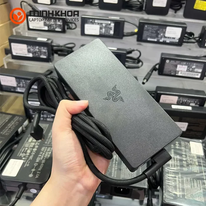 Sạc laptop RAZER 230W 19.5V-11.8A zin RAZER BLADE 15 2019 2020, Blade 17 2019, Blade 15 2018 GTX 1070 Sạc Laptop Razer 230w 19.5v 11.8a Zin Razer Blade 15 2019 2020, Blade 17 2019, Blade 15 2018 Gtx 1070