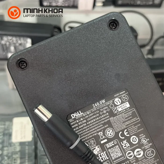 Sạc laptop Dell 240W 19.5V- 12.31A đầu lớn 7.4×5.0mm zin (4) Sạc Laptop Dell 240w 19.5v 12.31a đầu Lớn 7.4×5.0mm zin (4)