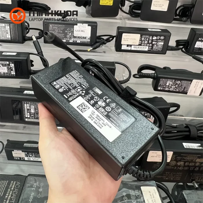Sạc laptop Dell 90W 19.5V-4.62A đầu kim nhỏ zin (1) Sạc Laptop Dell 90w 19.5v 4.62a đầu Kim Nhỏ Zin (1)