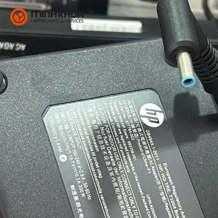 Sạc laptop HP 200W 19.5V-10.3A kim nhỏ Slim Zin (1) Sạc Laptop Hp 200w 19.5v 10.3a Kim Nhỏ Slim Zin (1)