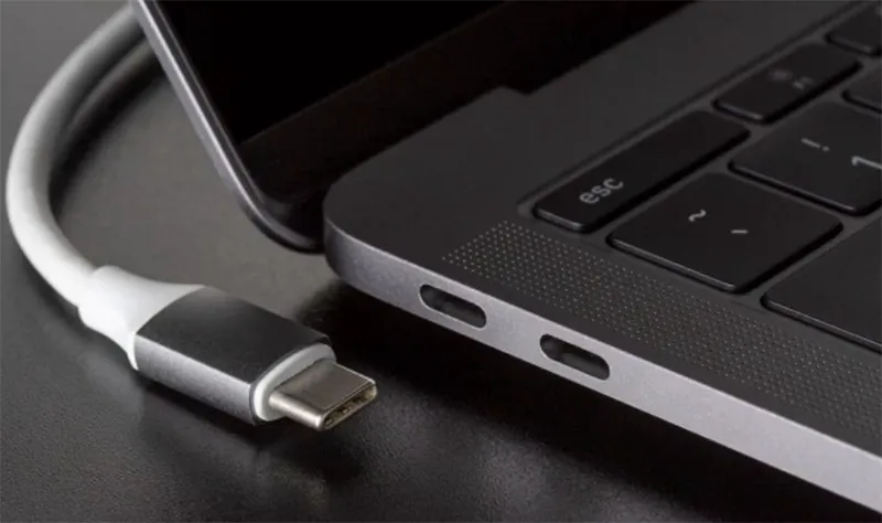 Cách Sạc Pin Laptop Bằng Cổng Usb (3)