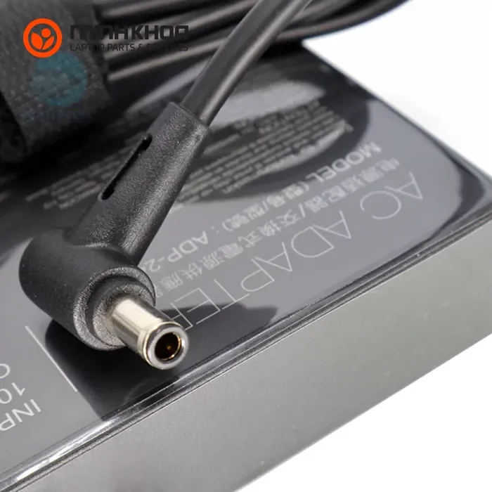 Sạc laptop Asus 280W 20V-14A kim lớn 6.0x3 (1) Sạc Laptop Asus 280w 20v 14a Kim Lớn 6.0x3 (1)