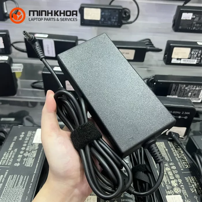 Sạc laptop MSI 180W 19.5V-9.23A 5.5×2.5mm Zin cho MSI GS65 GS63 GS63VR GE72VR (3) Sạc Laptop Msi 180w 19.5v 9.23a 5.5×2.5mm Zin Cho Msi Gs65 Gs63 Gs63vr Ge72vr (3)