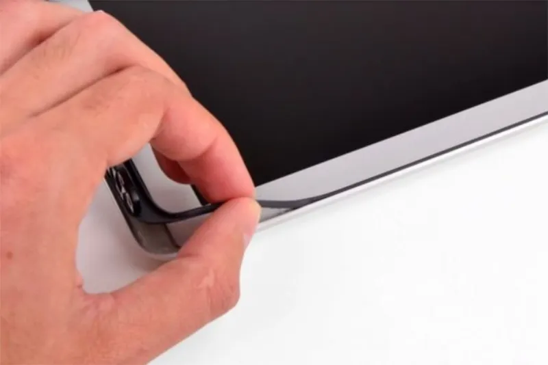 Viền Màn Hình Là Gì Vì Sao Kích Thước Của Nó Lại Quan Trọng (8)