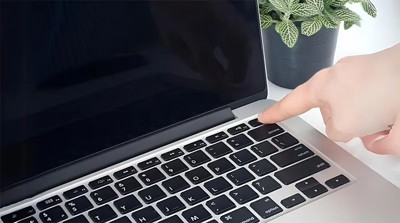 Máy Tính Laptop Không Lên Nguồn (2)